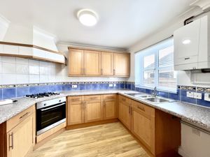 Kitchen- click for photo gallery